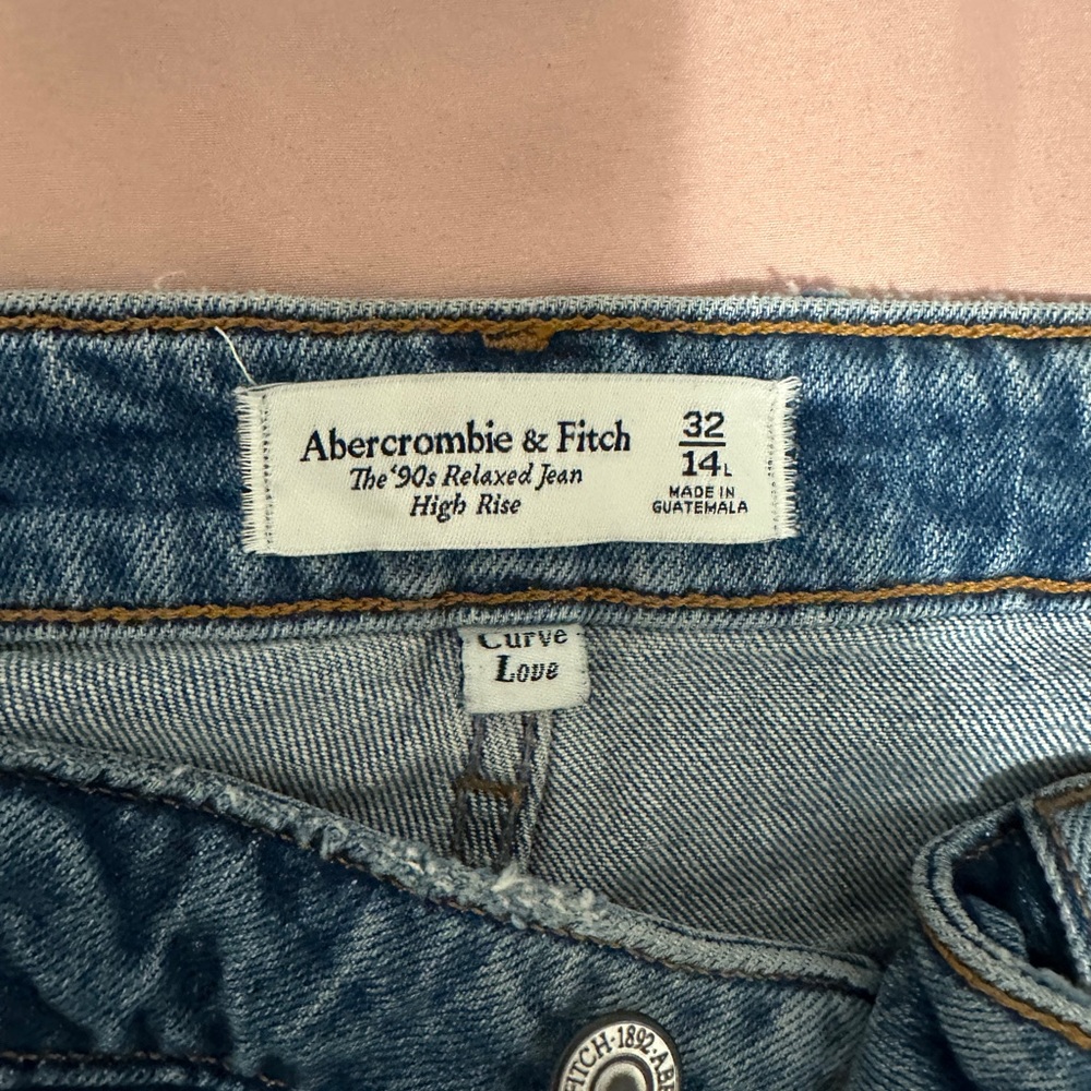 A&F High Curve Love Jeans